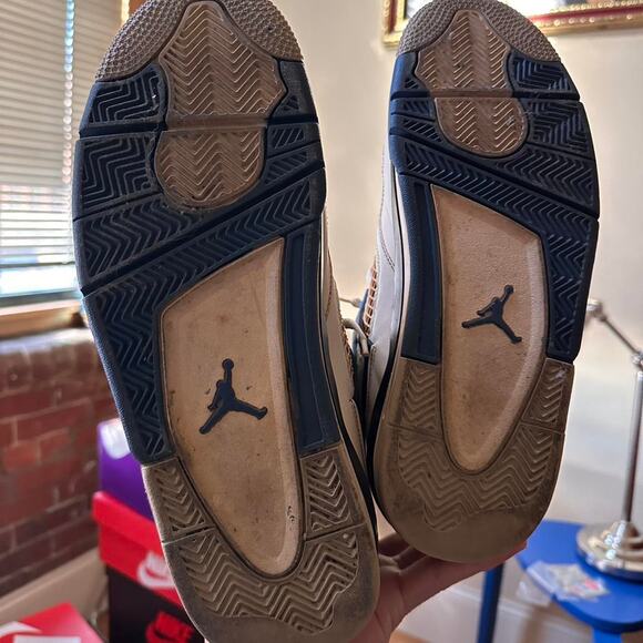 Jordan 4 Motorsport (Coffee Dipped) - Picture 6 of 8